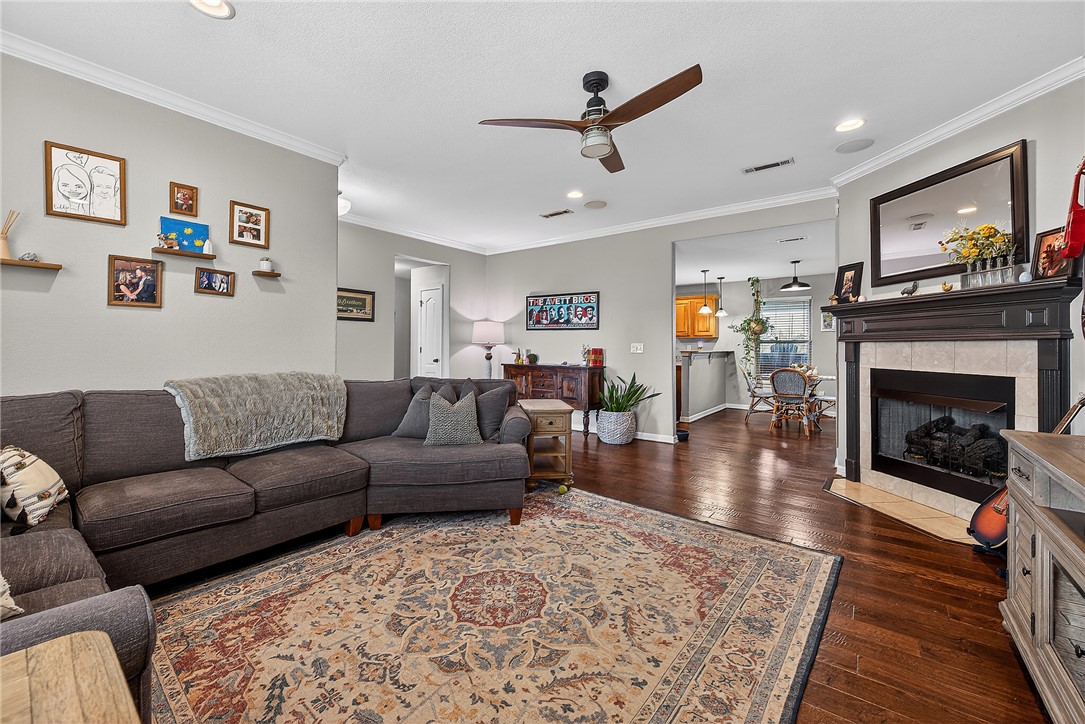 Bellview Residence Add Ph 2 Rogers - Residential