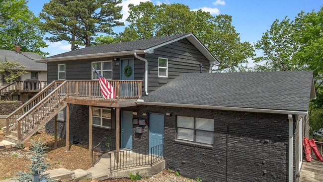 Leveretts Third Add - Residential Lease