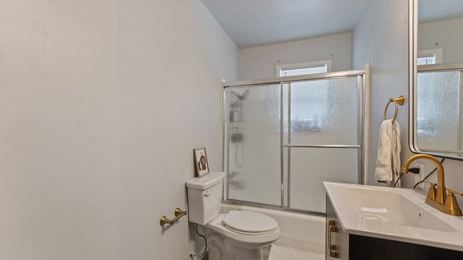 Leveretts Third Add - Residential Lease