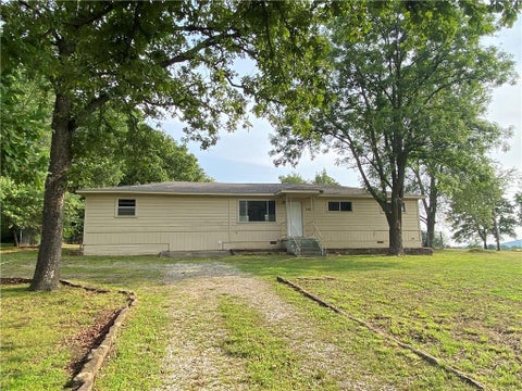 Photo of 6488 E Hahndo Lane, Fayetteville, AR 72701 (MLS # 1359816)