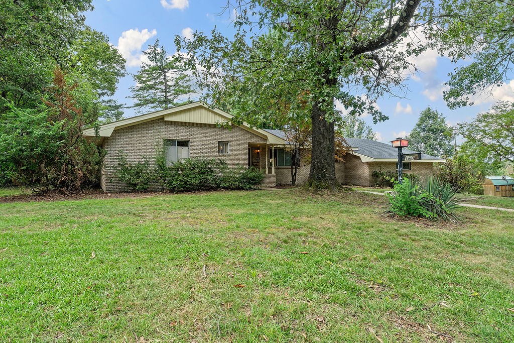 Southern Hills no. III - Residential