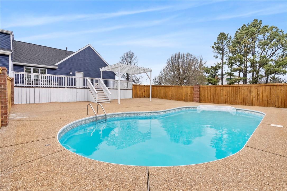 Pleasant Acres Sub Rogers - Residential Lease