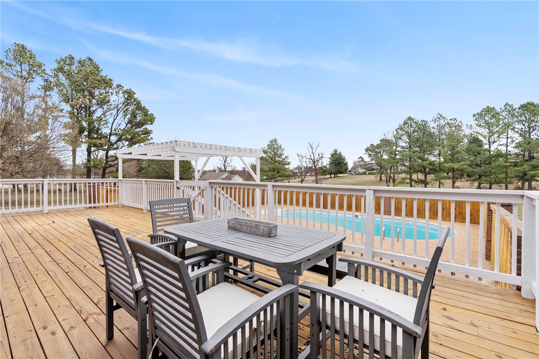 Pleasant Acres Sub Rogers - Residential Lease