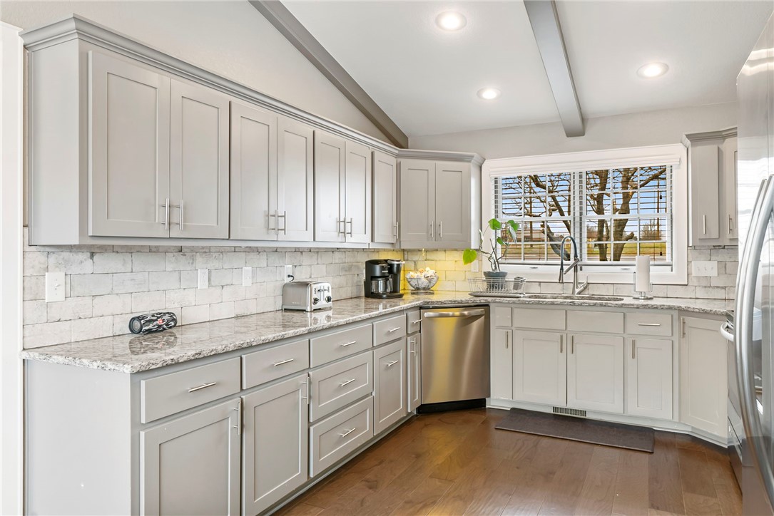 Pleasant Acres Sub Rogers - Residential Lease