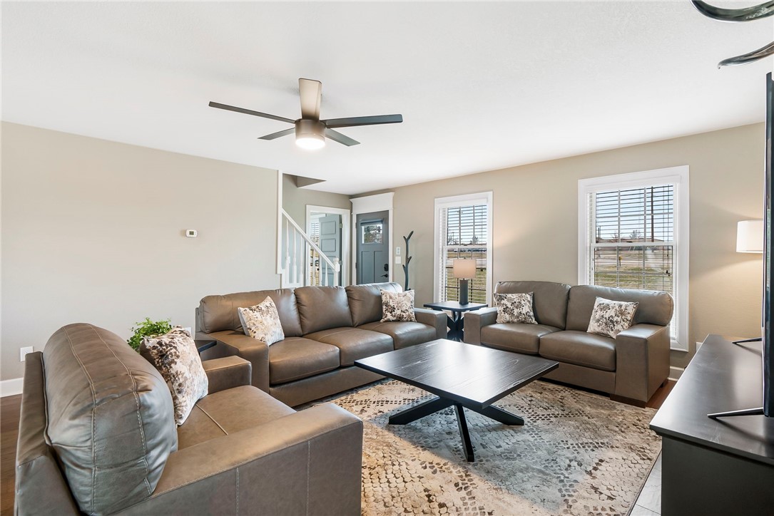 Pleasant Acres Sub Rogers - Residential Lease