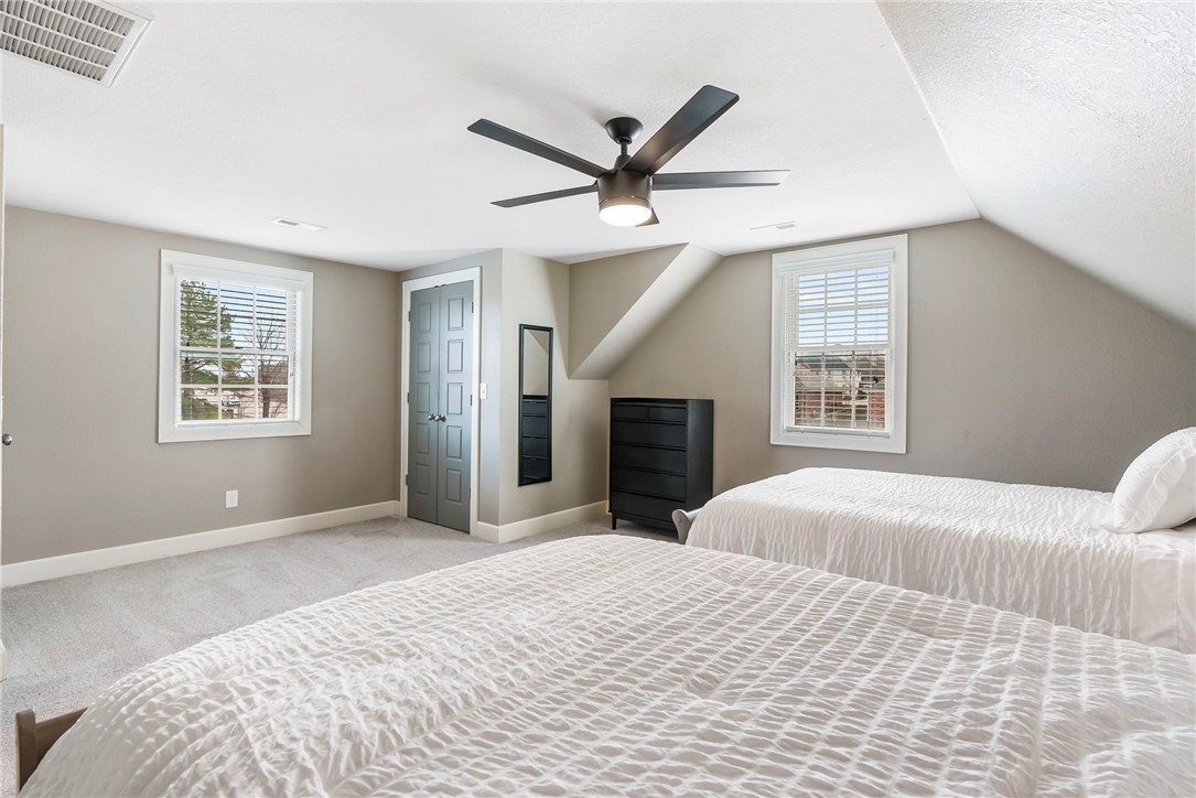 Pleasant Acres Sub Rogers - Residential Lease