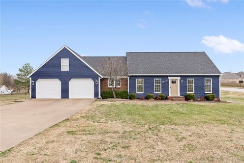 Photo of 5307 S Bellview, Rogers, AR 72758 (MLS # 1334896)