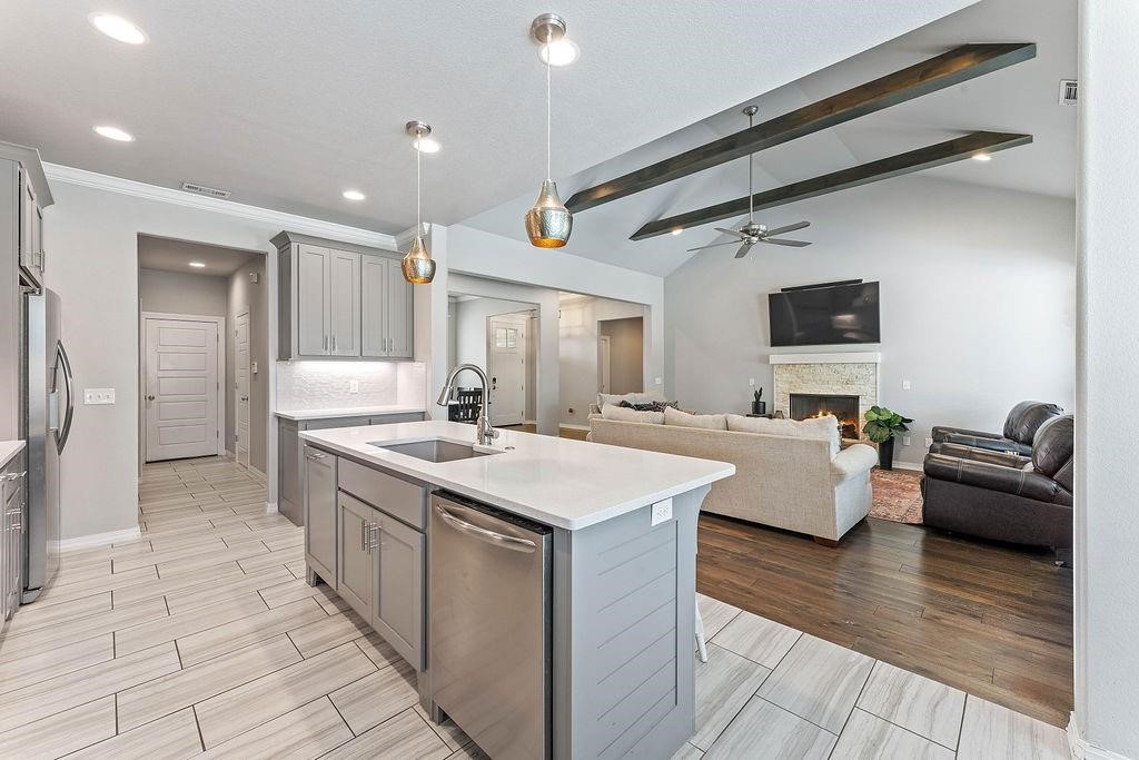 Diamond Estates - Residential