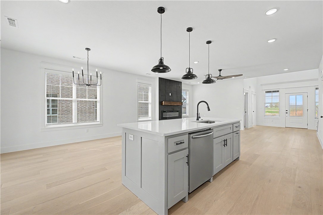 Walnut Grove Sub Ph Iii Bentonville - Residential