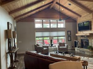 Hilltop Estates Phs 1,2 &3 - Residential