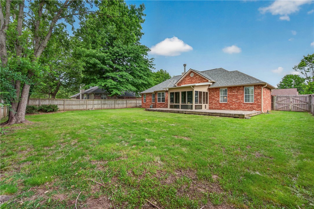 Deerfield Meadows Ph I Siloam Spgs - Residential