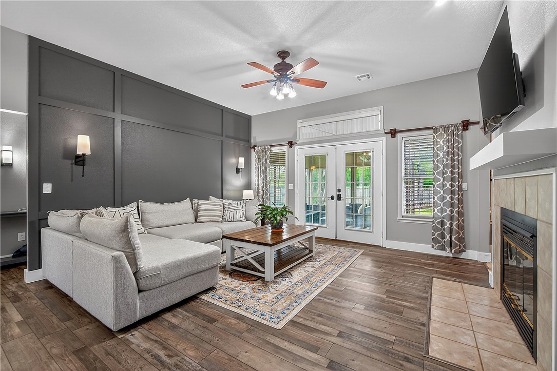 Deerfield Meadows Ph I Siloam Spgs - Residential