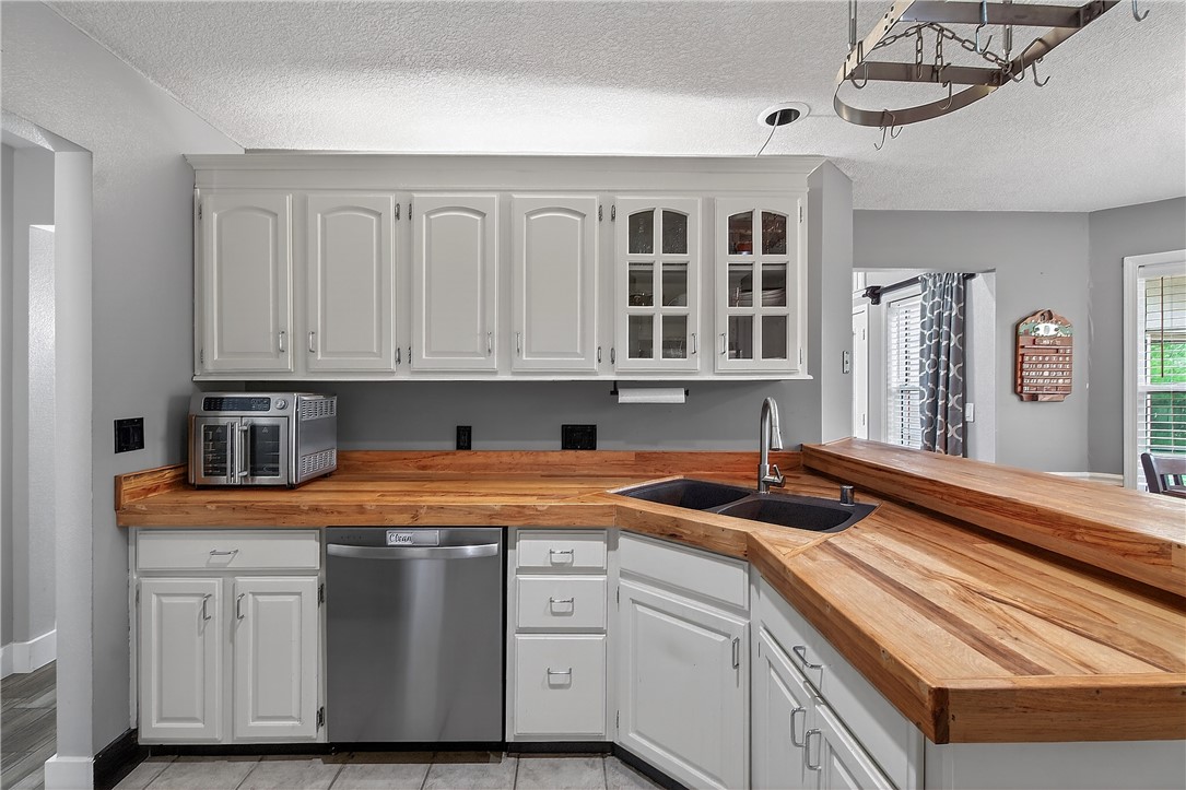 Deerfield Meadows Ph I Siloam Spgs - Residential
