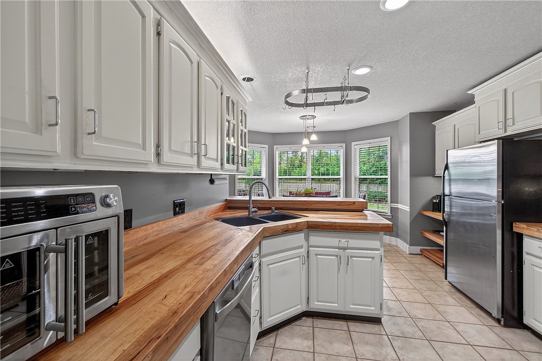 Deerfield Meadows Ph I Siloam Spgs - Residential