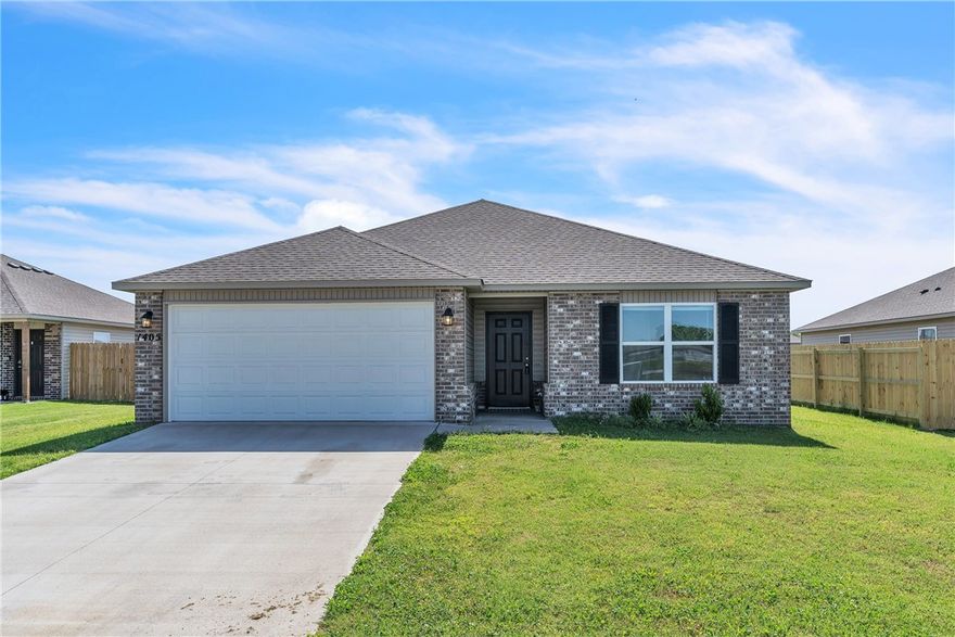This beautiful 3-bedroom, 2-bathroom home, built in 2023, is only 2 years old, ensuring that all major appliances are on the newer side. It features a thoughtfully designed open floor plan with a large living room, open dining area, and a charming kitchen fully equipped with energy-efficient stainless steel appliances, generous counter space, and a convenient pantry.

Step outside to a beautiful back porch, ideal for entertaining and relaxing. Plus, enjoy access to the community playground—a great space for fun and outdoor activities.

Conveniently located near schools, parks, stores, and diners, this home is also just a short 20-minute drive to Tontitown.