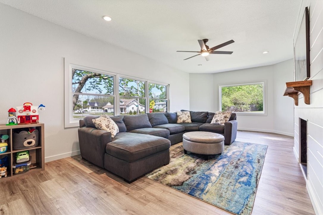 JD Covey's Add-Gravette - Residential
