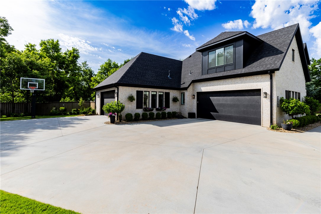 The Enclave - Residential