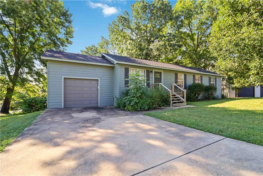 Discover your perfect retreat on Bella Vista’s prestigious Back 40, where this beautifully remodeled 3-bed, 2-bath home awaits. Set on a generous lot, the property offers ample space for outdoor adventures, entertaining, & relaxation. Inside, the thoughtful design creates inviting living areas filled with comfort & charm. Its prime location presents excellent short-term rental potential with world-class attractions within minutes. Golf enthusiasts will appreciate proximity to Metfield Golf Complex, while families can enjoy Metfield Skills Park. Extensive bike trail network winds through pristine Arkansas wilderness, delivering endless adventure right outside your door. Whether you’re seeking a permanent residence, vacation getaway, or investment opportunity, this home offers exceptional value. The spacious lot is ideal for gardening, gatherings, or just soaking in the natural beauty. With Bella Vista’s renowned amenities & recreational facilities nearby, every day feels like a vacation in this remarkable community.