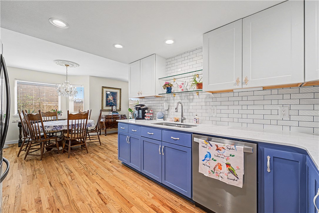 Chateau Terrace Unit 2 Ph 3 Rogers - Residential