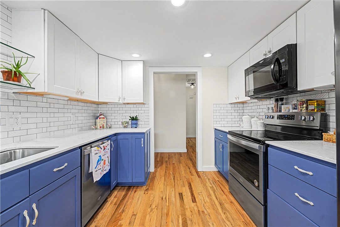 Chateau Terrace Unit 2 Ph 3 Rogers - Residential