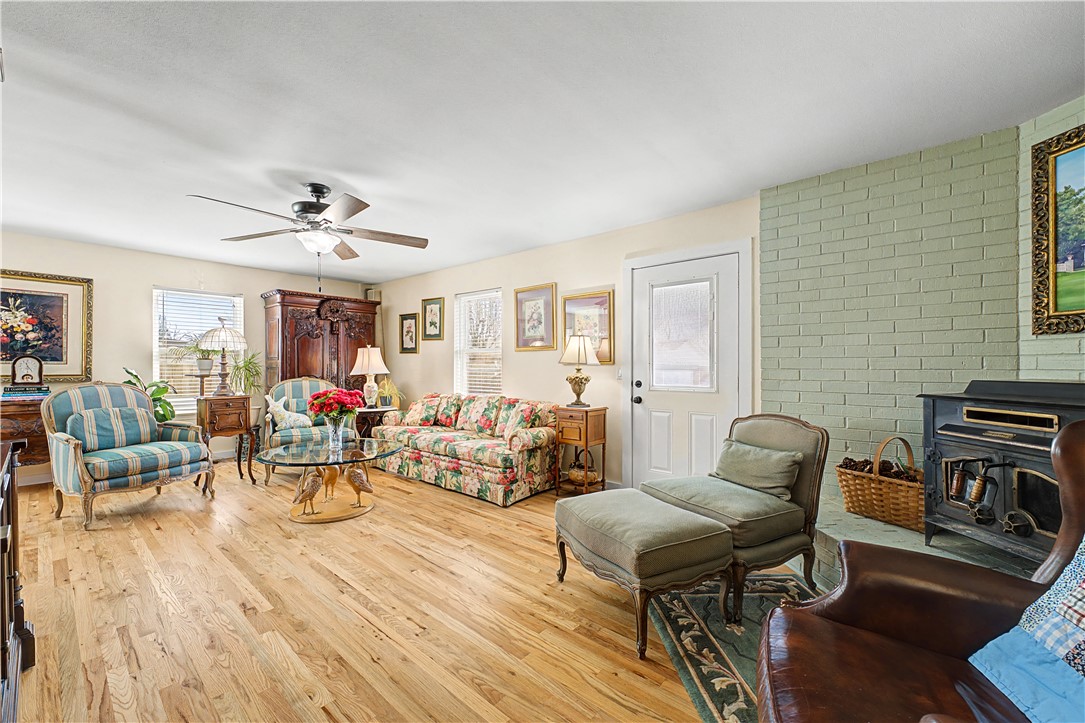 Chateau Terrace Unit 2 Ph 3 Rogers - Residential