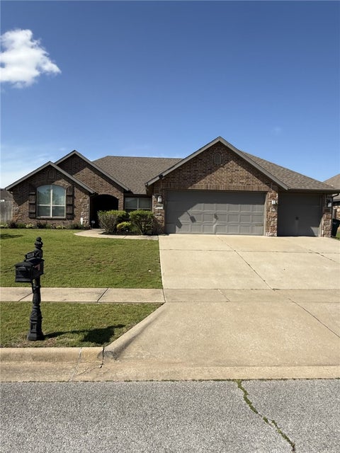 Photo of 4490 W Wyoming Drive, Fayetteville, AR 72704 (MLS # 1361209)