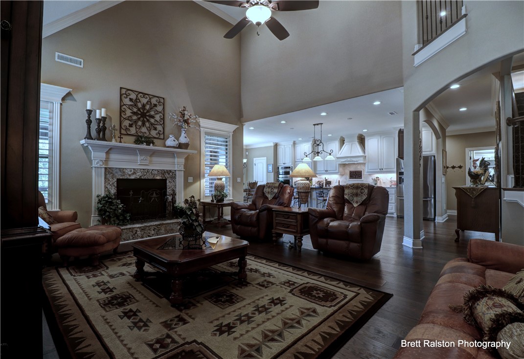 Shadow Valley Ph Ix Rogers - Residential