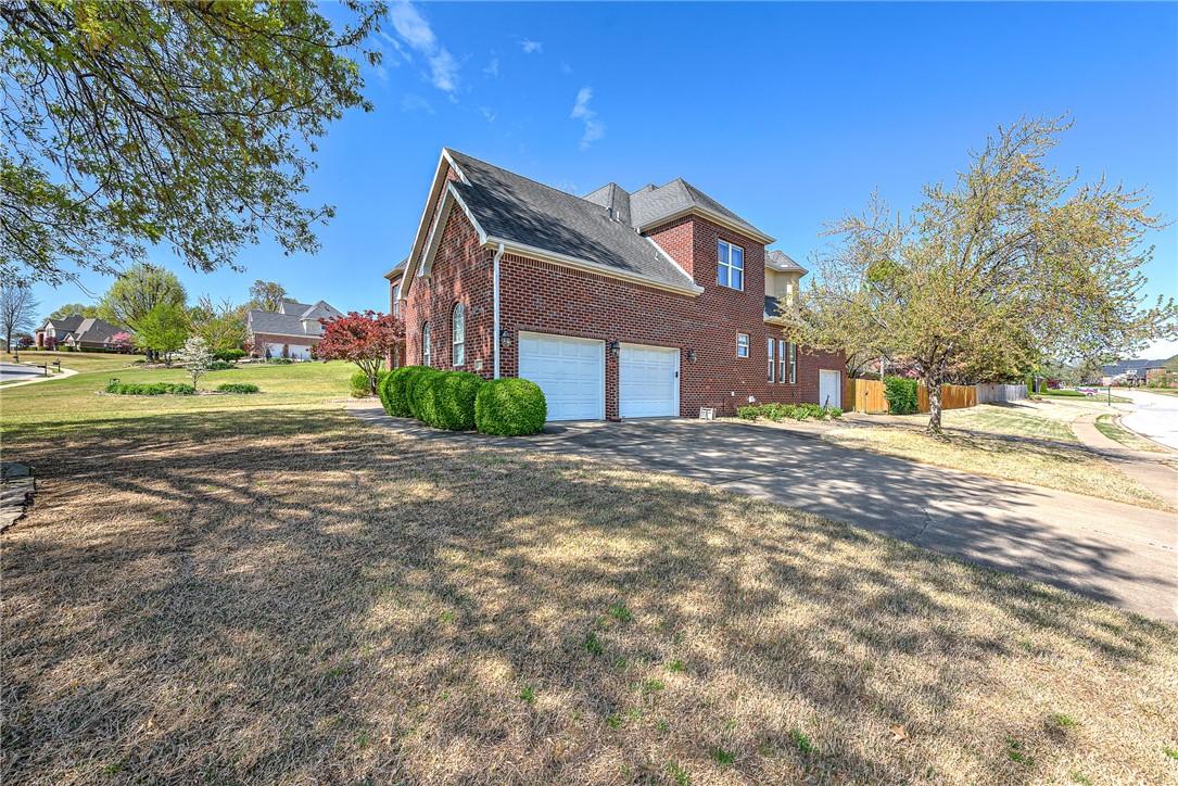 Manors On Blossom Way Crk Ph 2 Rogers - Residential