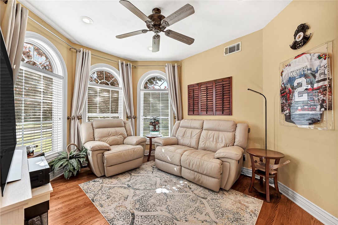 Manors On Blossom Way Crk Ph 2 Rogers - Residential