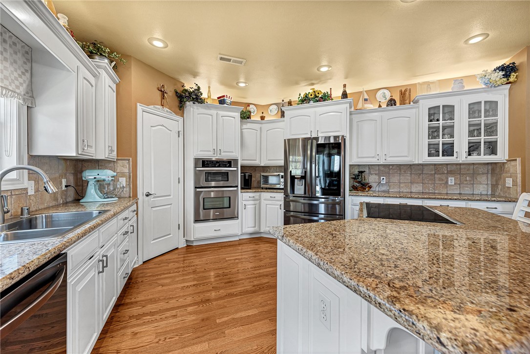 Manors On Blossom Way Crk Ph 2 Rogers - Residential