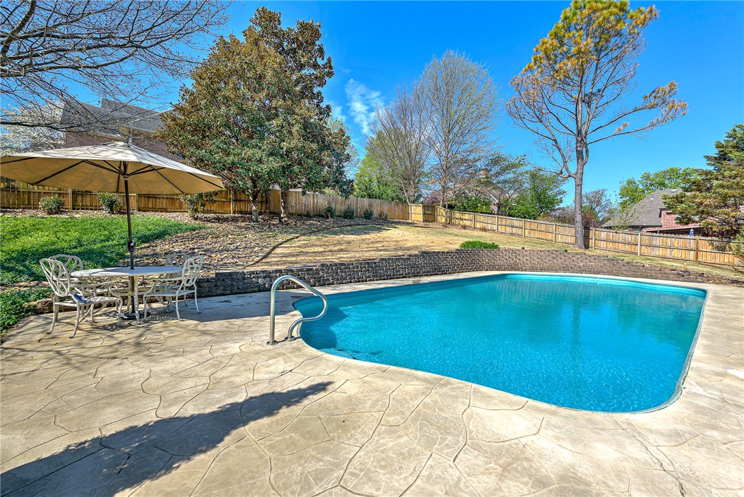 Manors On Blossom Way Crk Ph 2 Rogers - Residential