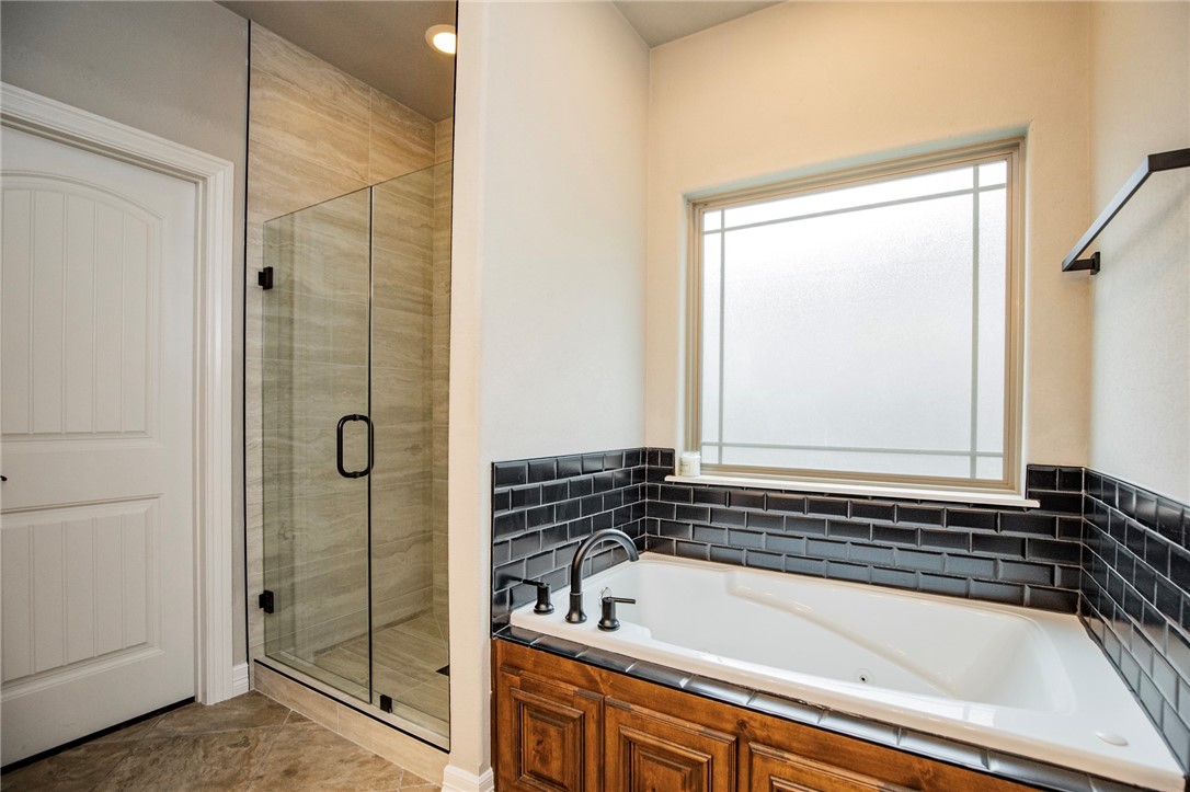 Hickory Hills Sub Cave Spgs - Residential