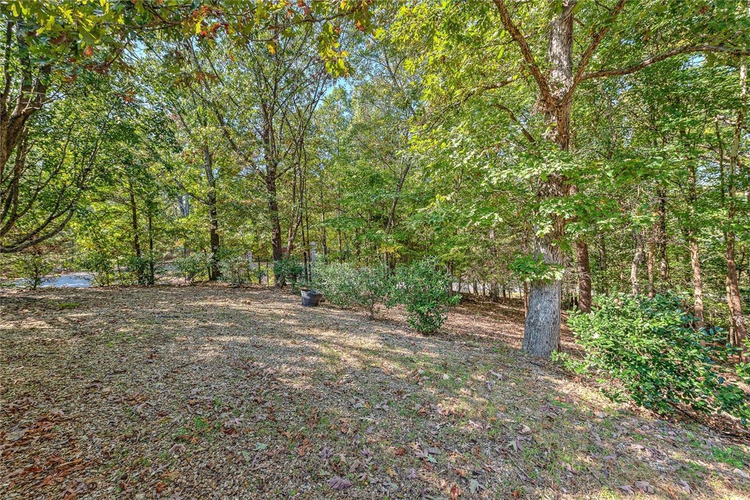 Wentworth Sub Bvv - Residential Lease