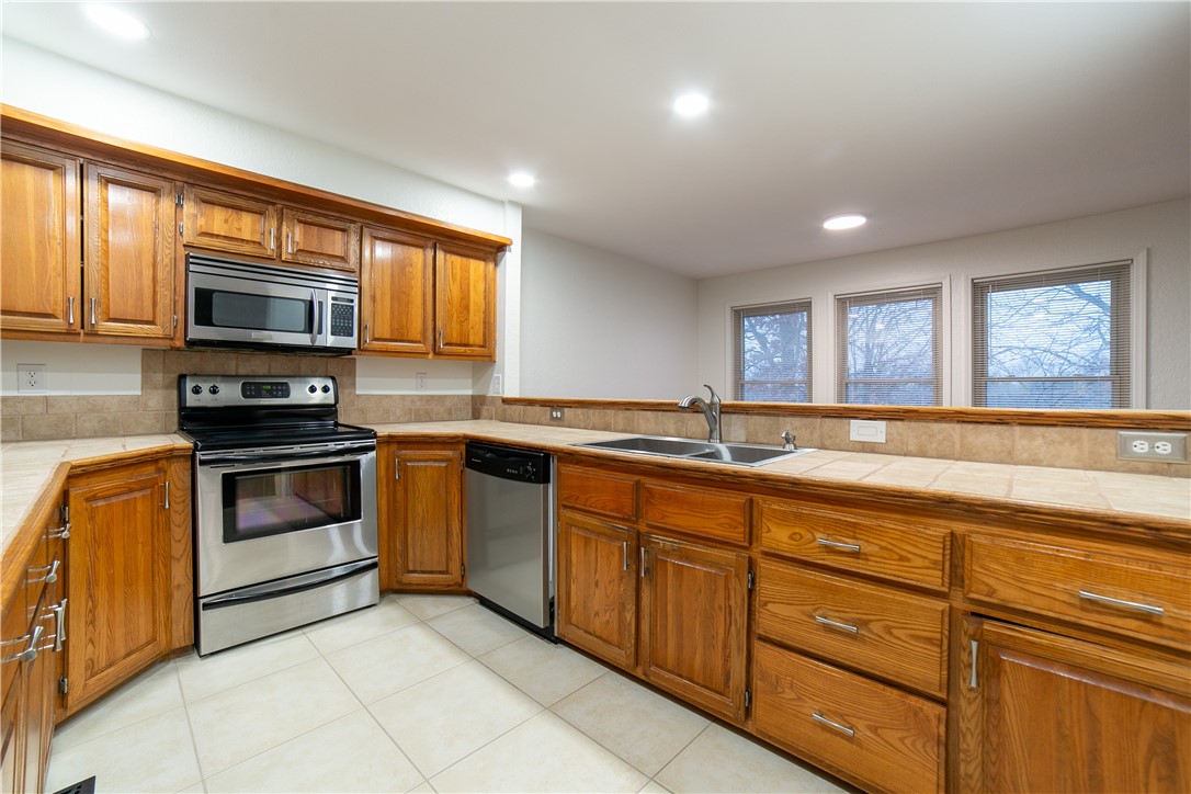 Brompton Courts Bvv - Residential