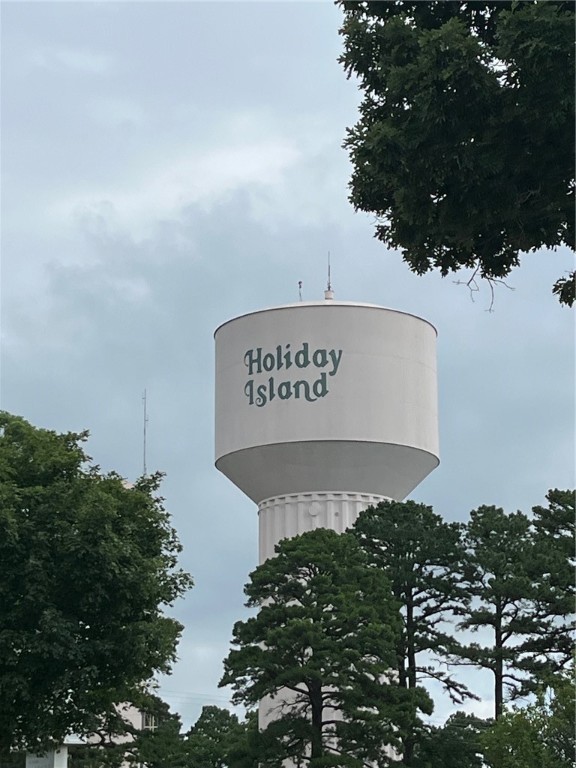 Unit 6 Holiday Island - Land