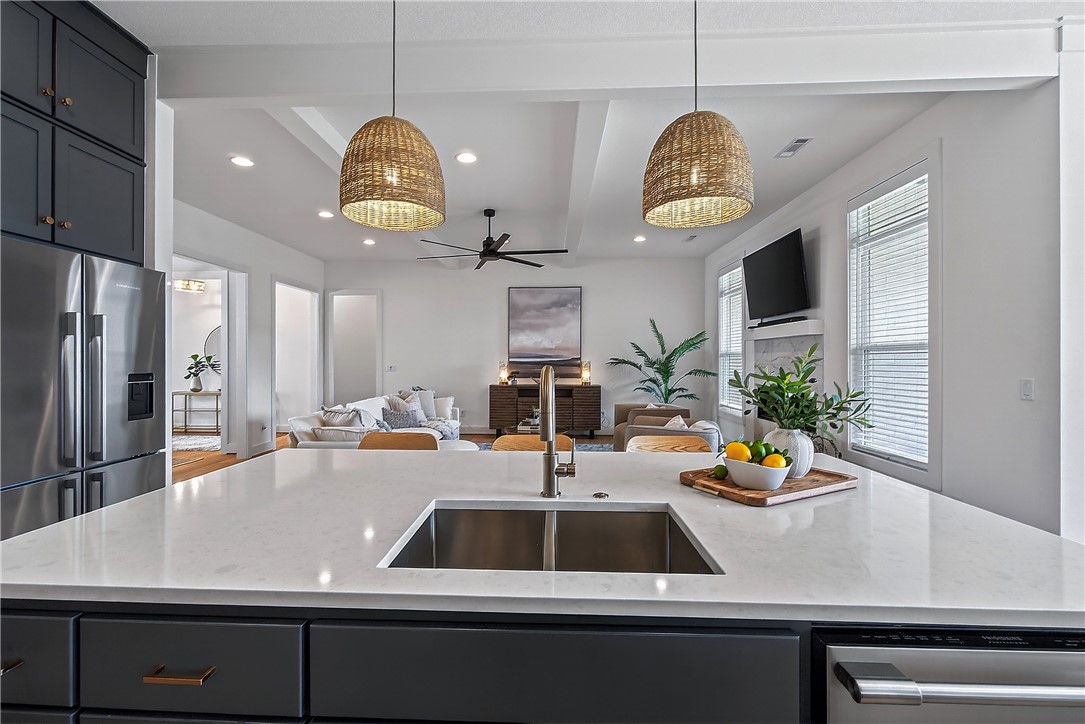 Shadow Valley Ph 10 Rogers - Residential