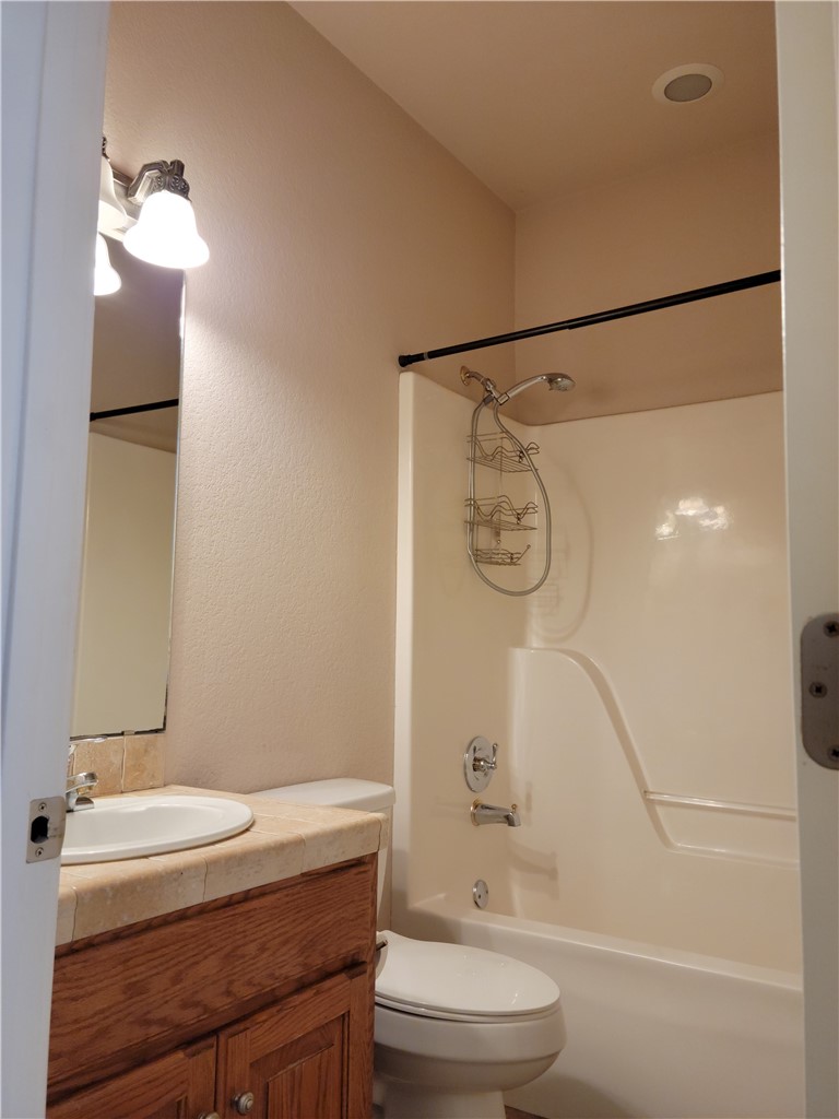 Bridgeport Ph III - Residential Lease