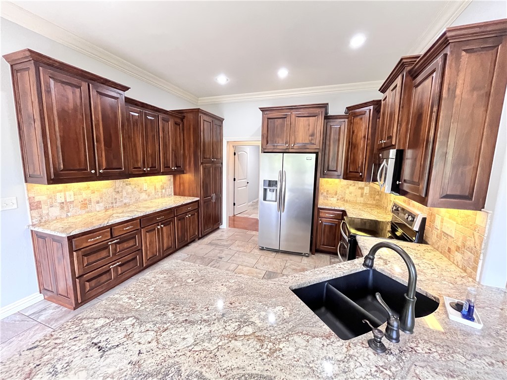 Brittany Sub Bvv - Residential Lease