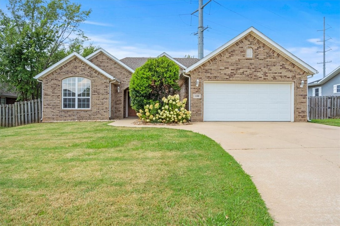 Briar Chase - Residential
