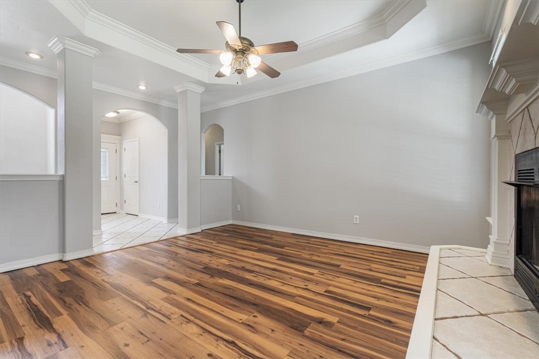 Briar Chase - Residential