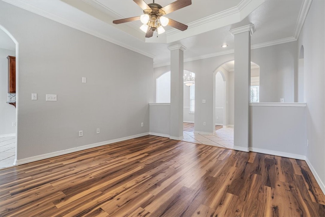 Briar Chase - Residential