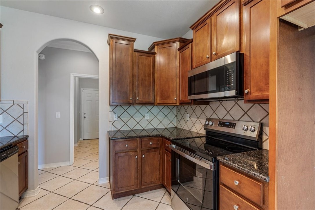 Briar Chase - Residential