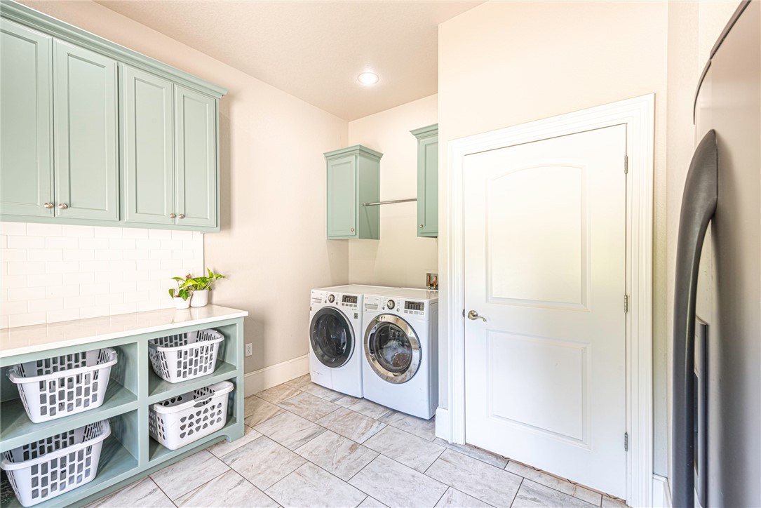 Estates At Dogwood Canyon - Residential