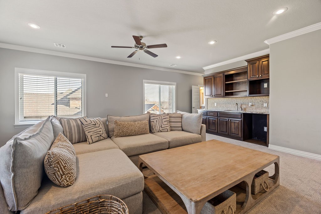 St Valery Downs Sub Cave Spgs - Residential