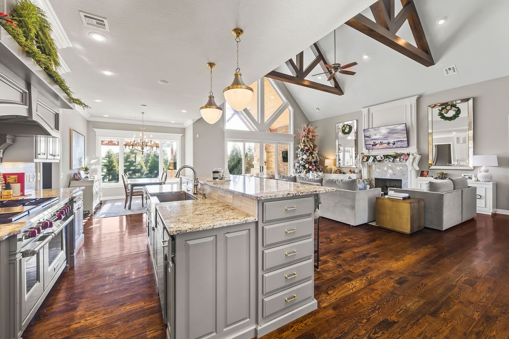 St Valery Downs Sub Cave Spgs - Residential