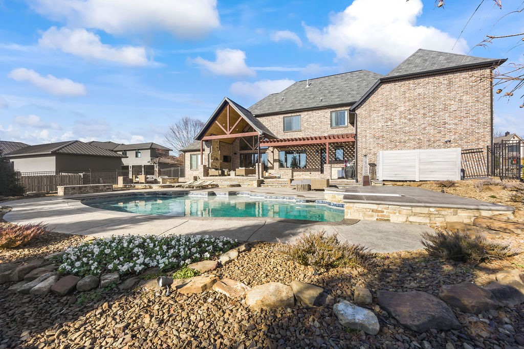 St Valery Downs Sub Cave Spgs - Residential