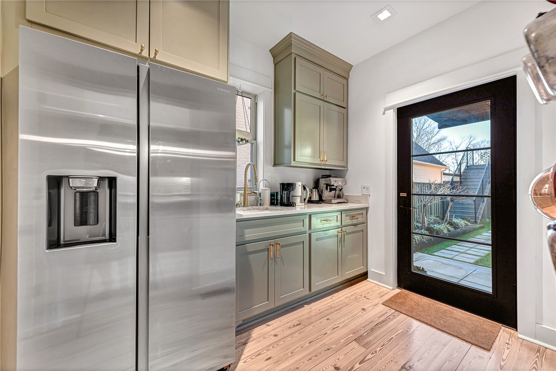 Clarks 2nd Add - Residential Lease