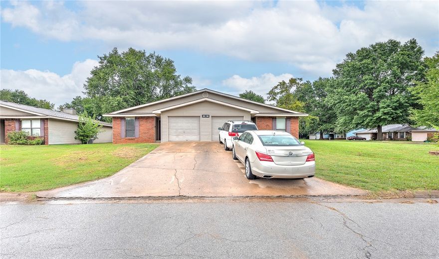 Excellent investment opportunity in West Fayetteville! Freshly remodeled duplex (3 bedrooms, 2
bathrooms, 1 car garage per side) with brand new flooring, paint, refinished cabinets, new counter tops,
and new lighting & plumbing fixtures throughout. Brand new kitchen appliances including Refrigerator!
Washer/dryer hookups. Conveniently located just a mile from I-49 and less than 3 miles to the UofA.
Close to bus routes, trails, shopping, restaurants, and all amenities Fayetteville.  Note: The left unit 3342 Harvard is available for showings.  Please do not disturb tenants in 3340 Harvard.