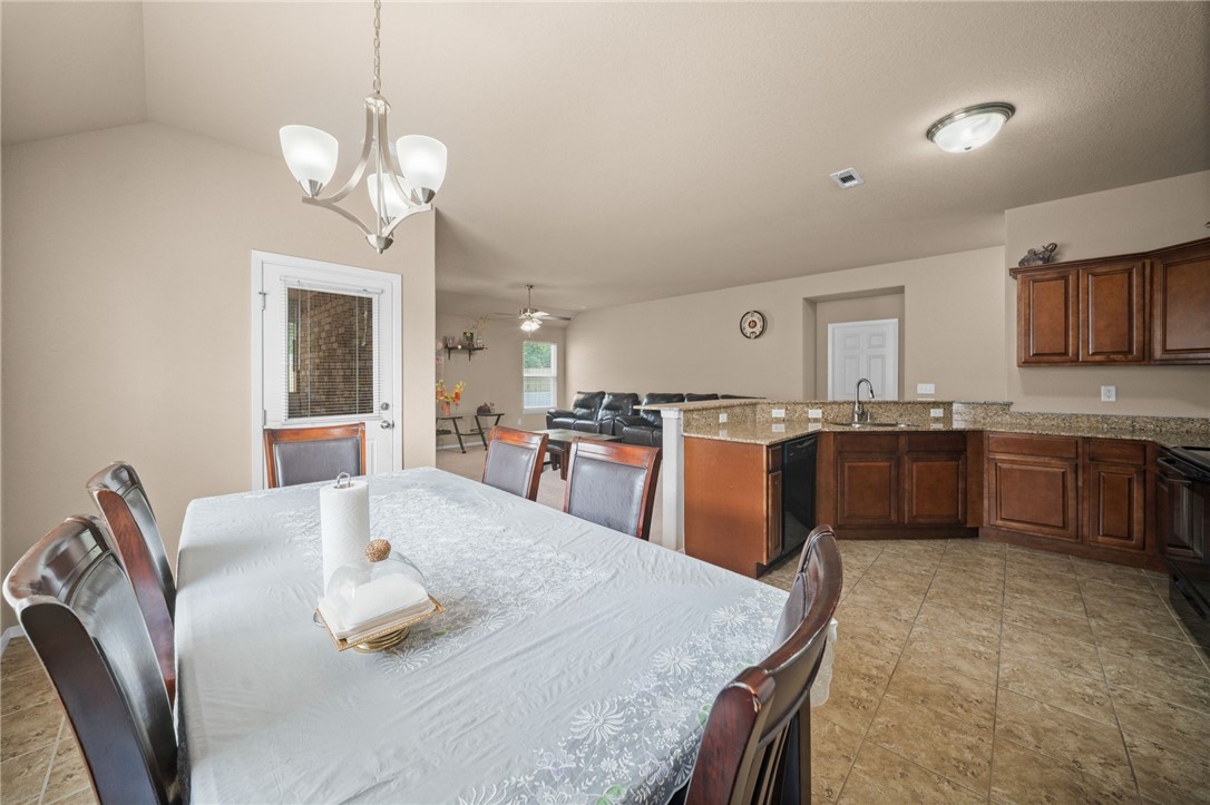 Dixieland Crossing Ph 2 Rogers - Residential