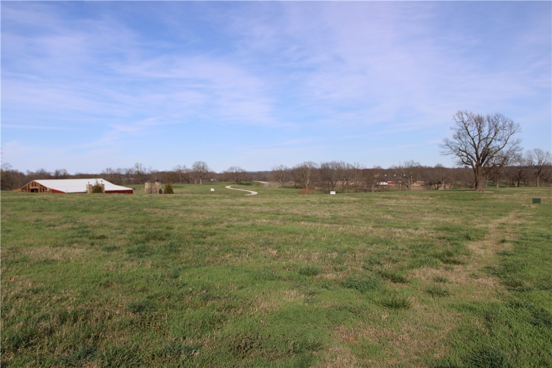 Northern Trace - Land